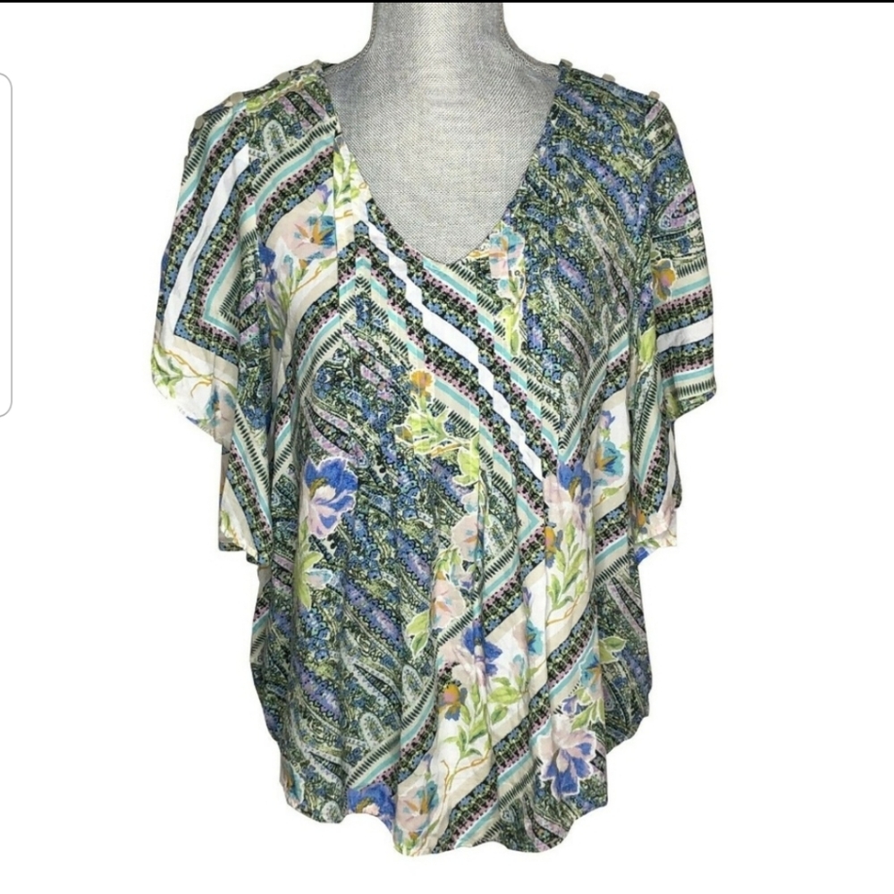 BOGO  Anthro.  Maeve Top Batwing Sleeve Floral 4